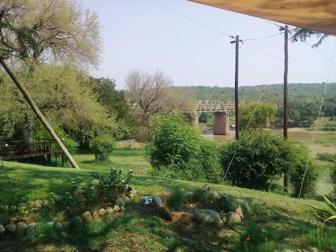 Three Bridges B&B Hoedspruit Bagian luar foto